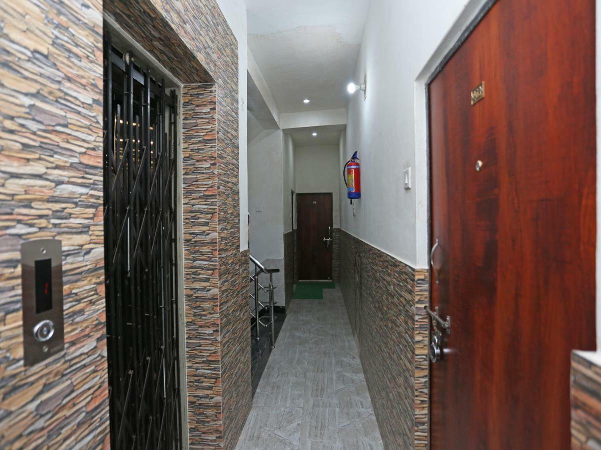 Hotel Bachchan Palace Varanasi Esterno foto