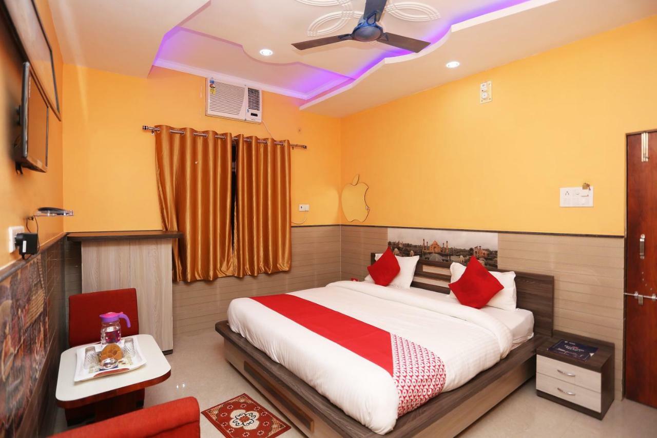 Hotel Bachchan Palace Varanasi Esterno foto