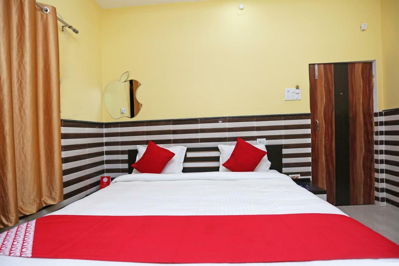 Hotel Bachchan Palace Varanasi Esterno foto