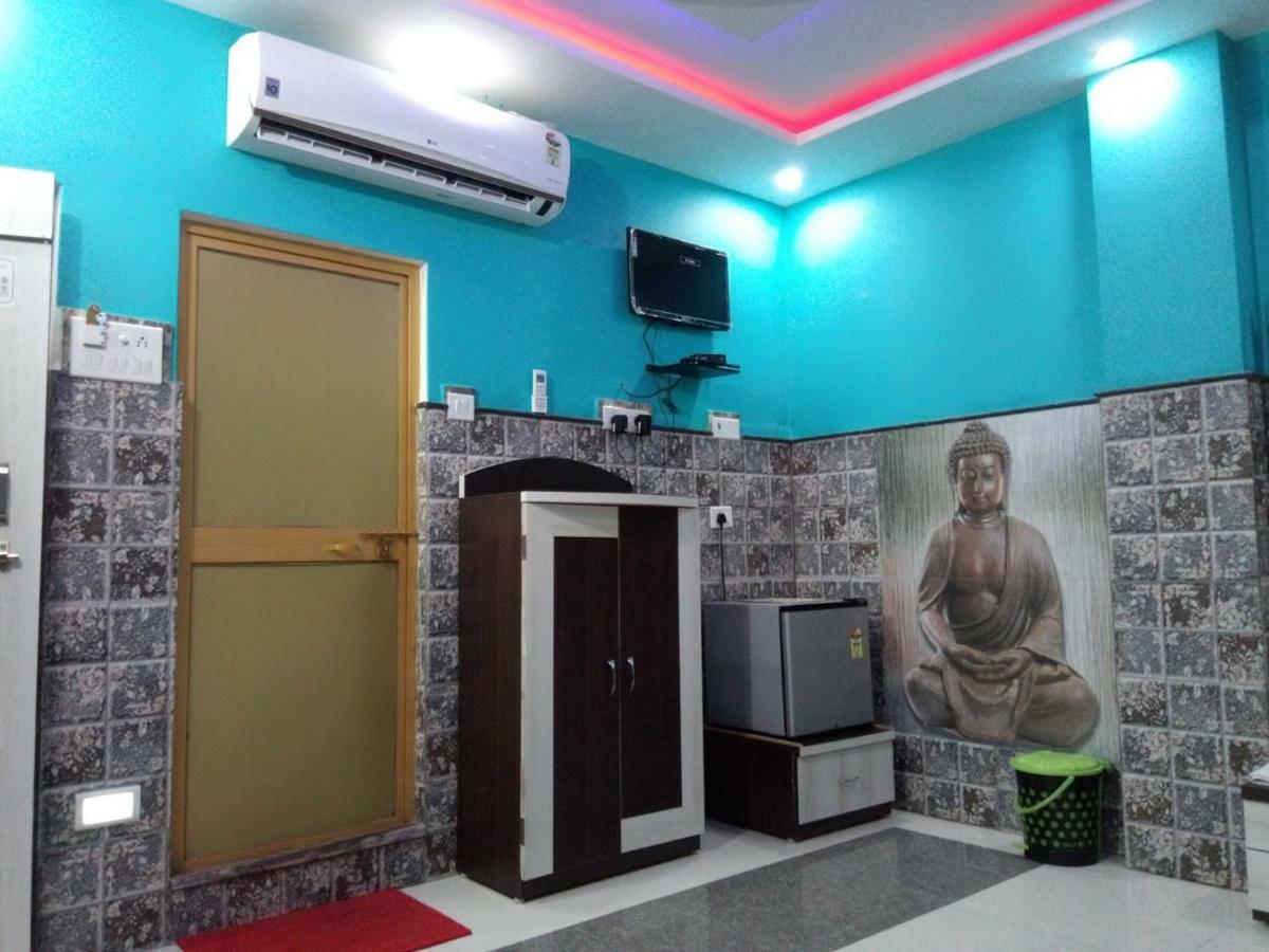 Hotel Bachchan Palace Varanasi Esterno foto